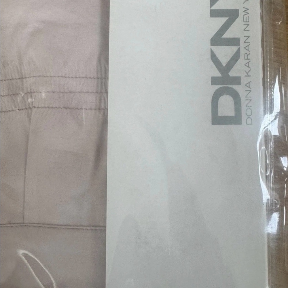 DKNY 2 New King Pillowcases pale pink cotton neutral bedroom refresh